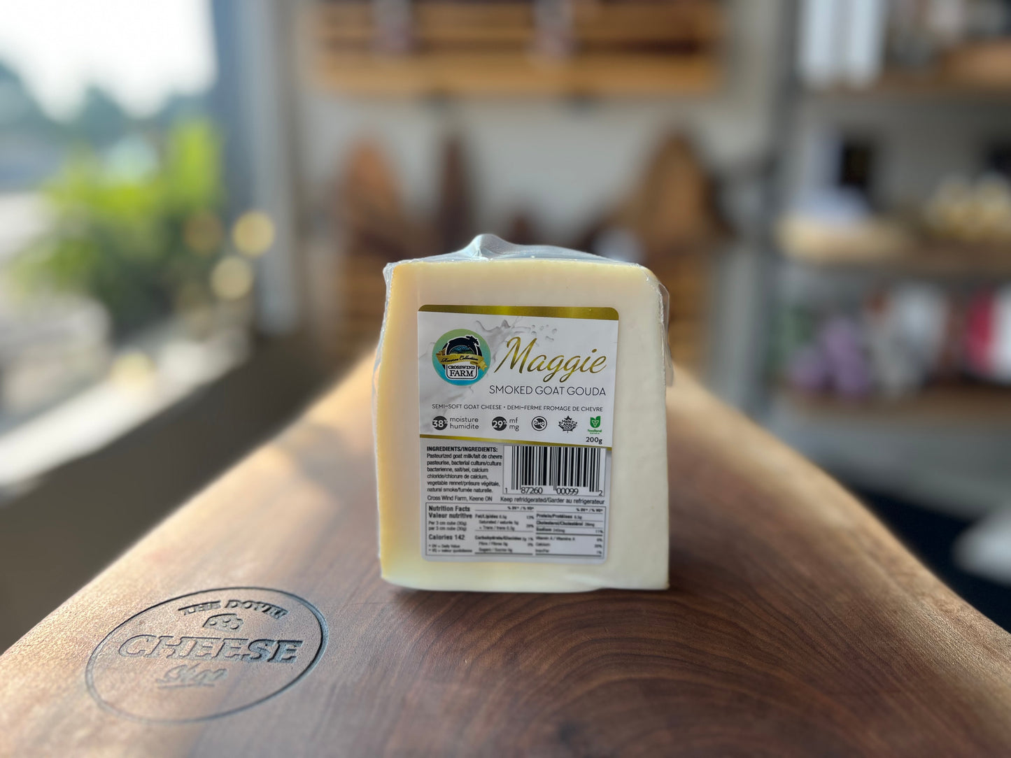 MAGGIE SMOKED GOAT GOUDA