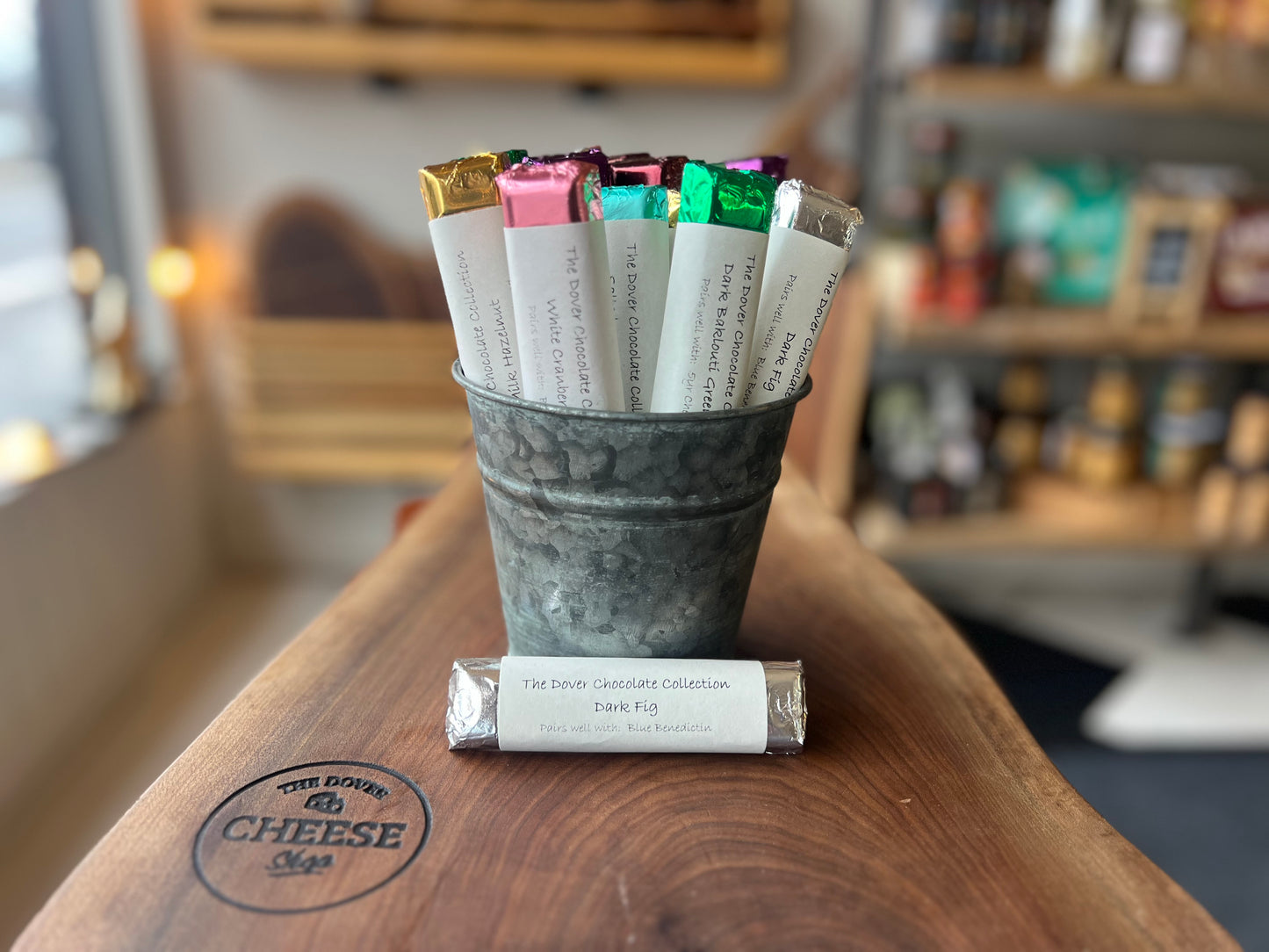 FIG DARK CHOCOLATE BAR