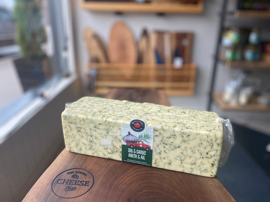 DILL & GARLIC CHEDDAR