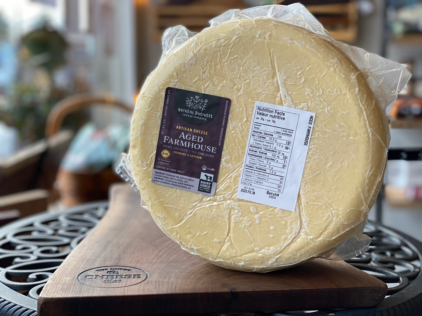 AGED FARMHOUSE CHEDDAR