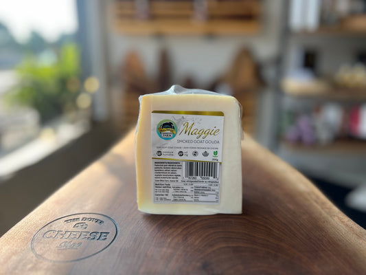 MAGGIE SMOKED GOAT GOUDA