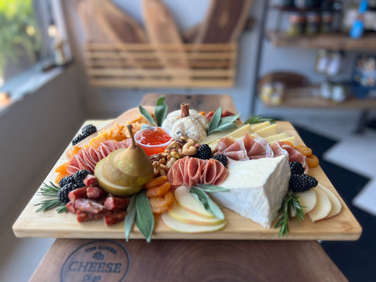 THANKSGIVING CHEESE TRAY