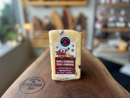 MAPLE CRANBERRY CHEDDAR WEDGE