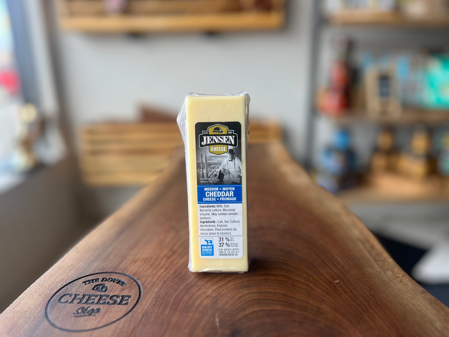 MEDIUM WHITE CHEDDAR STICK
