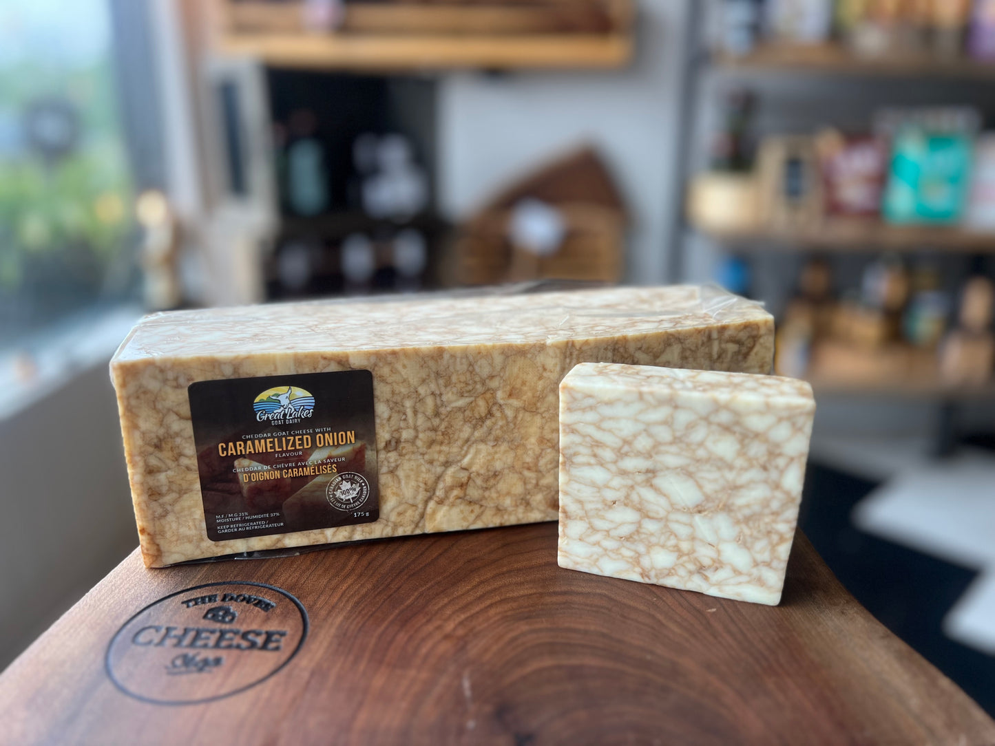 CARAMELIZED ONION GOAT CHEDDAR