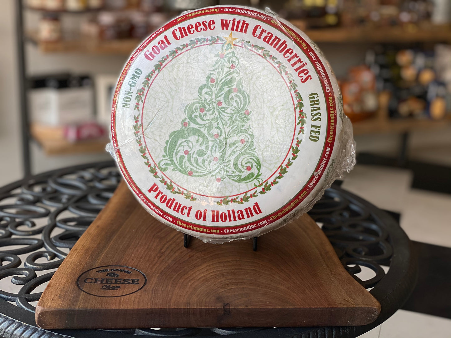 CRANBERRY GOAT GOUDA